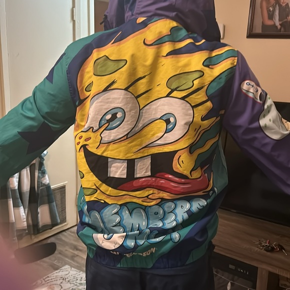 90s toon rain jacket paid 100 asking 50. Size medium in men’s. Has been worn 2x - Picture 2 of 11